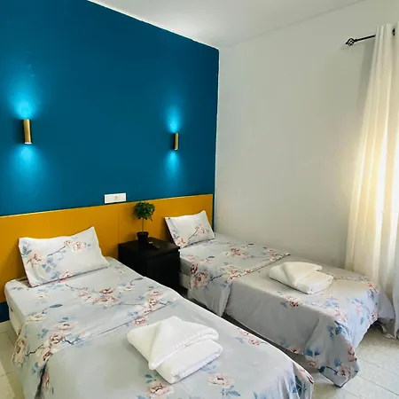 Atlantic Hostel Costa da Caparica